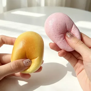 Mini Cake Squishy Toy